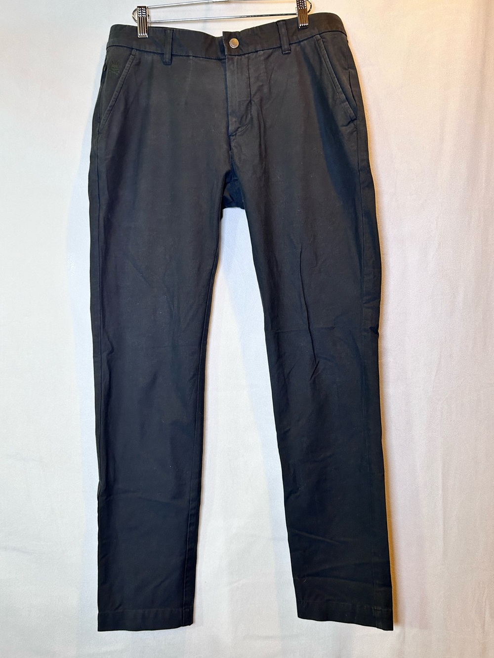 Psycho Bunny Men’s Gable Sport Pant in Black. Size 30